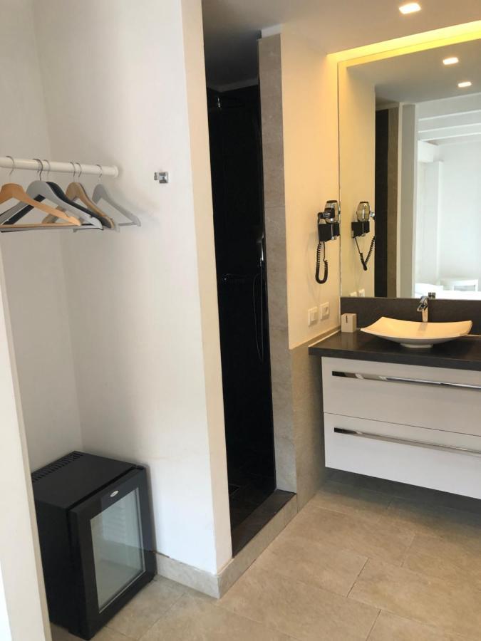 The Edwards Suites Saint-Tropez Exterior photo