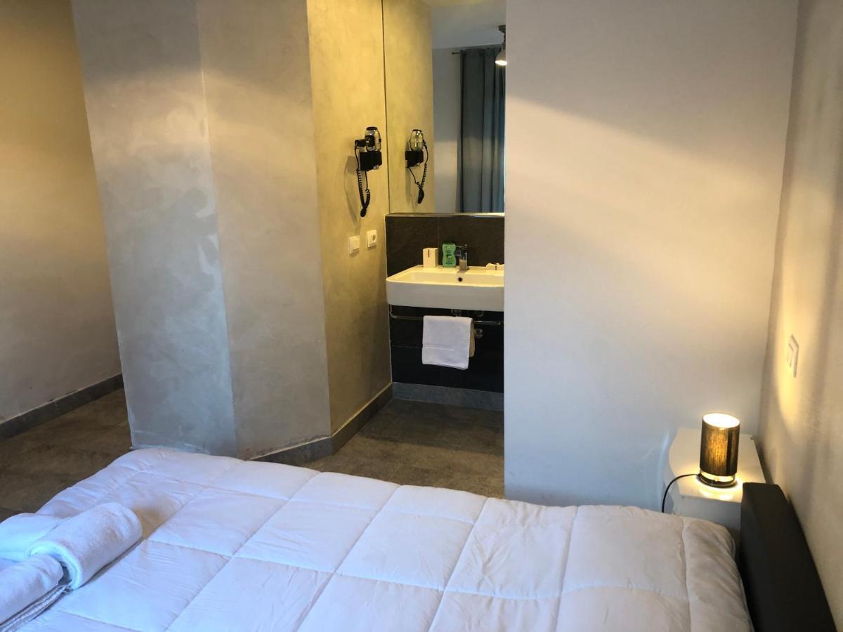 The Edwards Suites Saint-Tropez Exterior photo